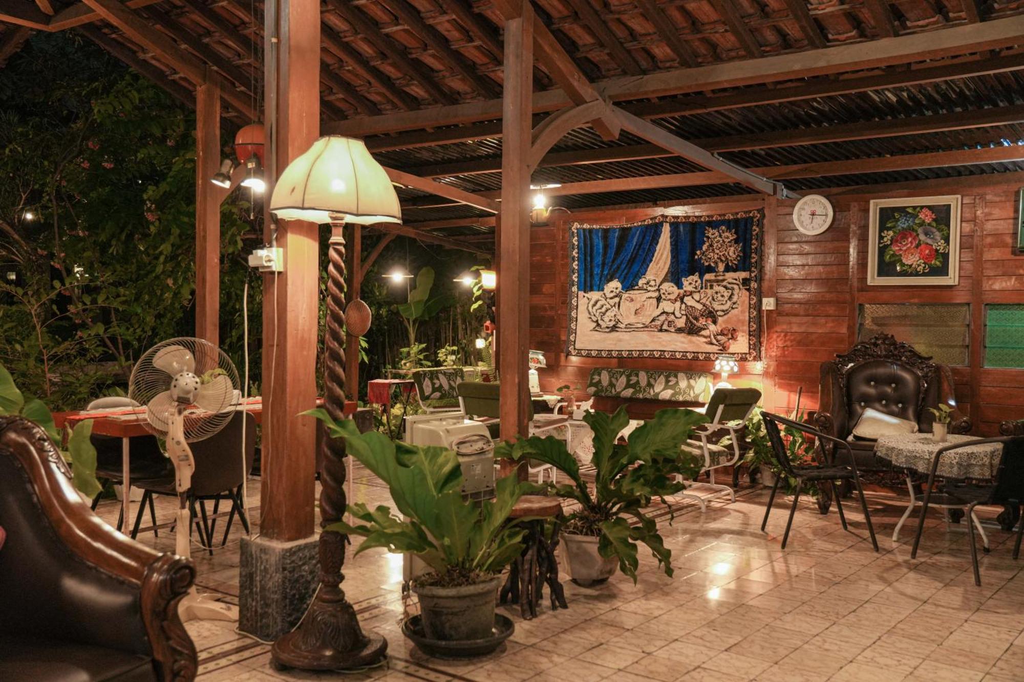 مبيت وإفطار سيمارانغ Djajanti House المظهر الخارجي الصورة