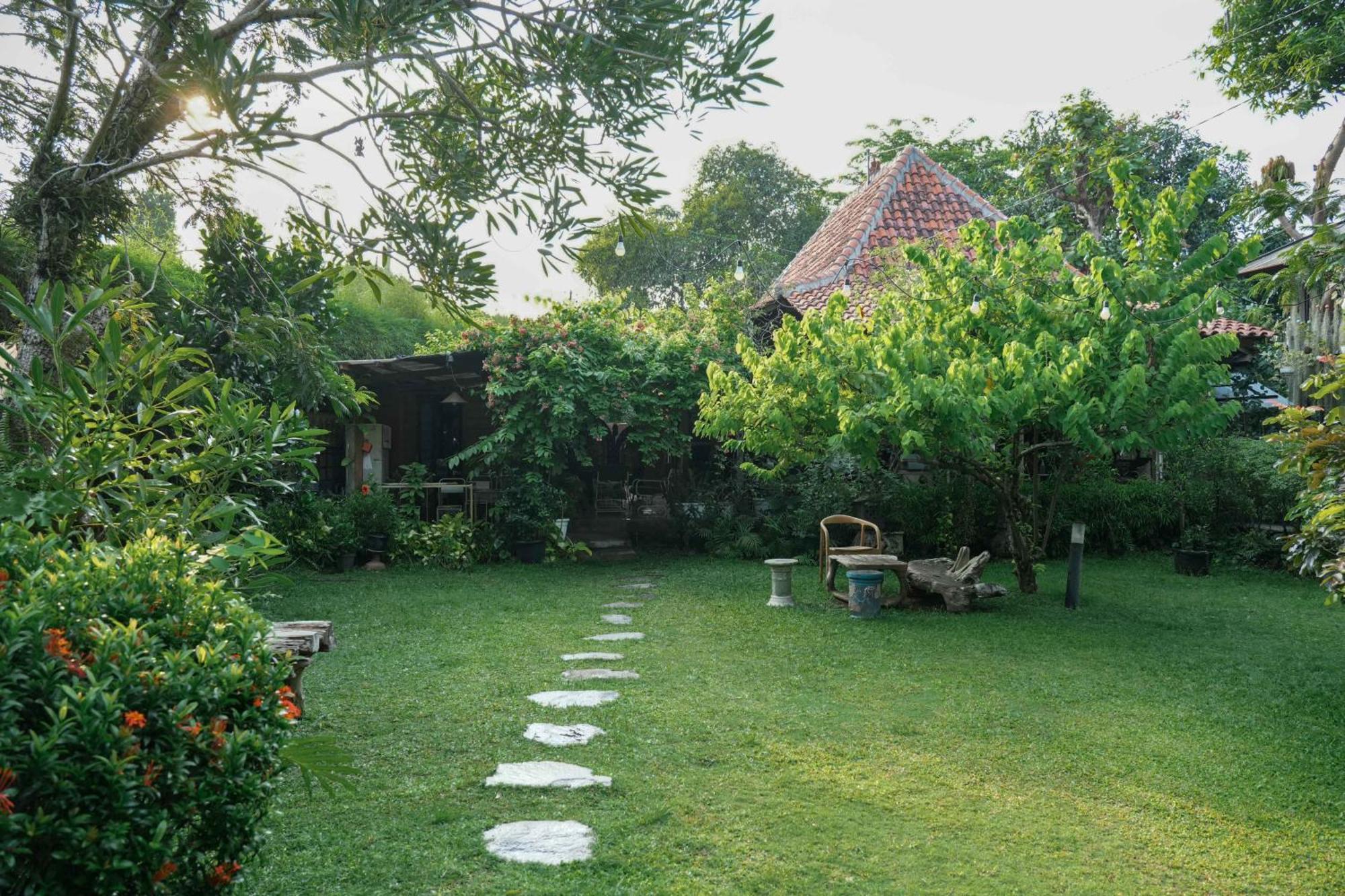مبيت وإفطار سيمارانغ Djajanti House المظهر الخارجي الصورة